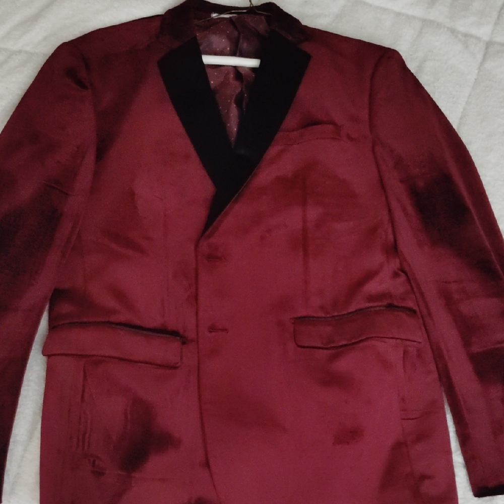 Elegant Burgundy Men's Tuxedo Blazer